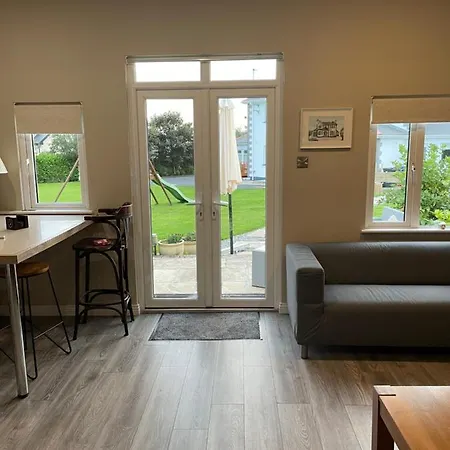 Garden Chalet Oranmore Apartamento *