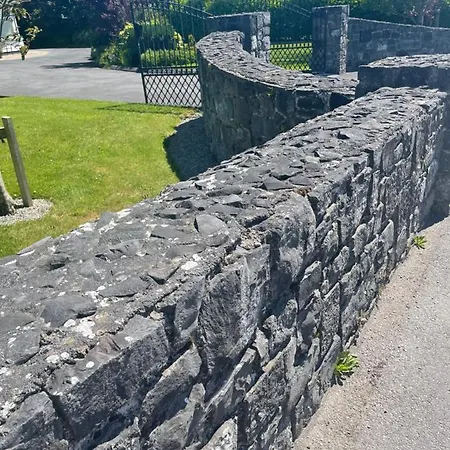 Garden Chalet Oranmore Apartamento *